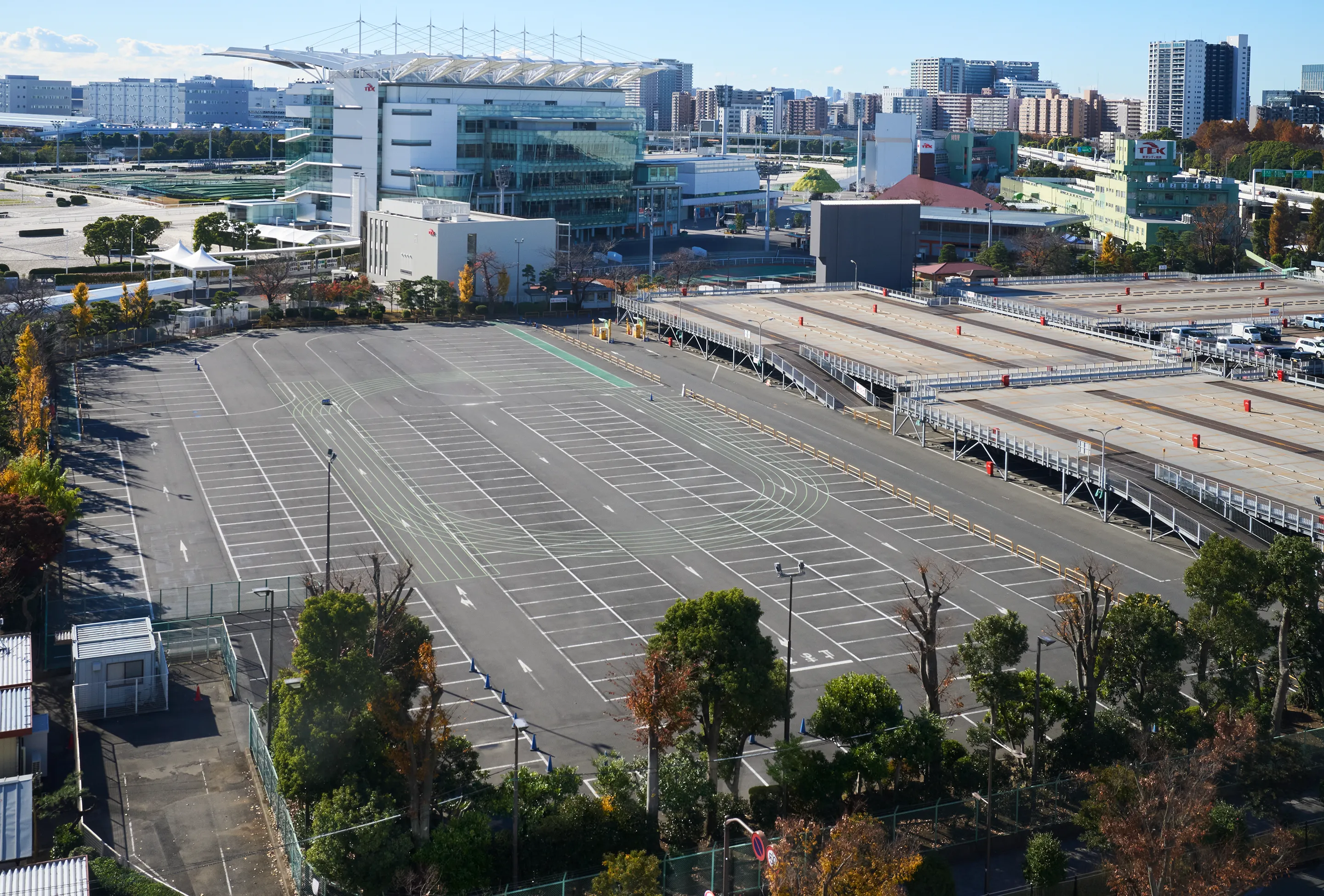 「大井競馬場 駐車場」運営